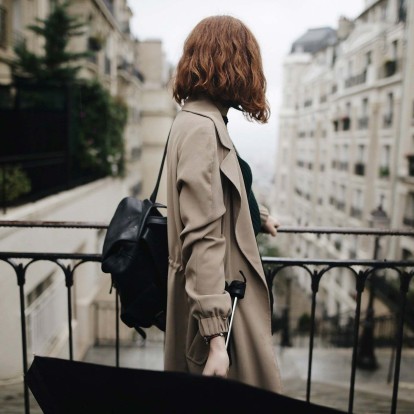 Rainy Days: Αυτά είναι τα ιδανικά hairstyles για τις βροχερές ημέρες