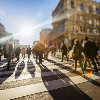 Ένας Έλληνας χειρουργός, που εργάζεται και στην Αγγλία, εξηγεί γιατί αισθάνεται περισσότερο ασφάλεια στην Ελλάδα εν μέσω κορωνοϊού 