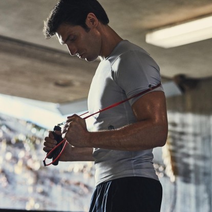 Αυτή είναι η εταιρία που επαναστατεί στον τομέα των αθλητικών ειδών μέσα από την εξειδικευμένη τεχνολογία της νέας συλλογής της 