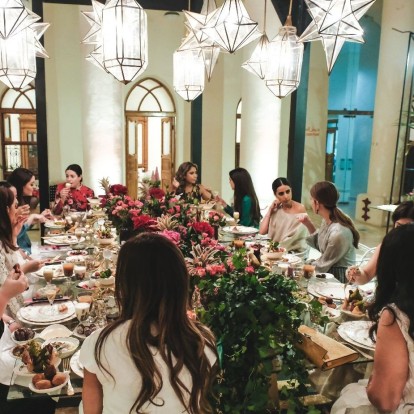 Στο Κουβέιτ παρουσίασαν τις συλλογές τους η Ευγενία Νιάρχου και η Noor Fares