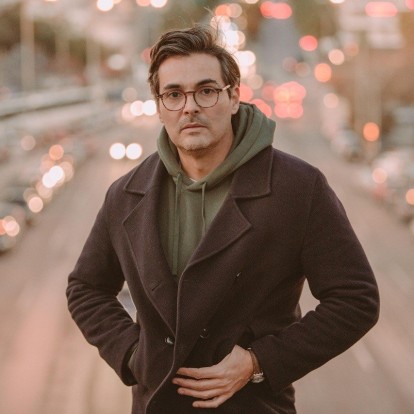 Editor of the day: Ο Δημήτρης Κοπαράνης μοιράζεται μαζί μας πώς περνάει τον χρόνο του στην καραντίνα & μας δίνει έμπνευση για να συνεχίσουμε 