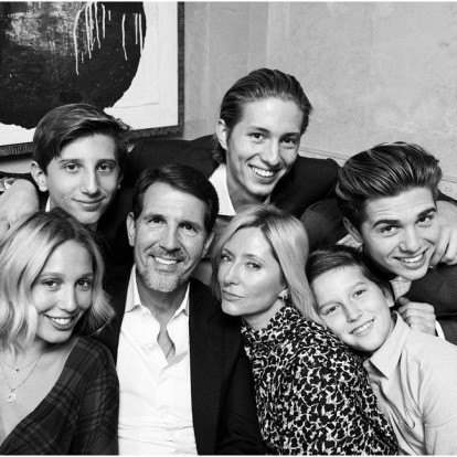 Editor of the day: H Marie-Chantal μιλάει αποκλειστικά στο GLOW.GR για το νέο της βιβλίο με τίτλο «Manners begin at breakfast» & για την οικογενειακή ευτυχία 