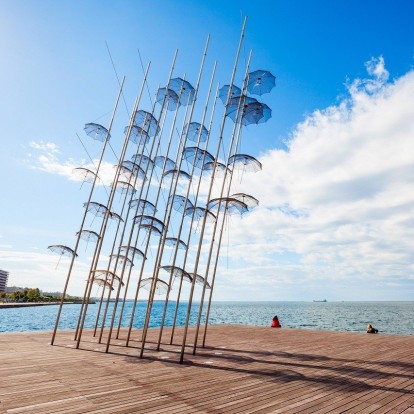 City Vibes: Ανοίγει σήμερα το βράδυ η Νέα Παραλία της Θεσσαλονίκης καθώς η πόλη ετοιμάζεται να βγει από το ολικό lockdown 