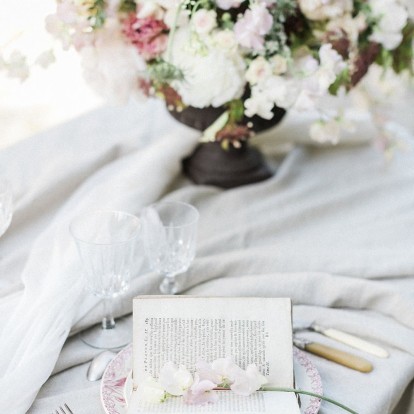 Spring is Calling: Όλα όσα μπορείτε να κάνετε τη φετινή Πρωτομαγιά στο σπίτι ώστε να περάσετε υπέροχα 