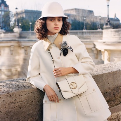 Η νέα τσάντα Louis Vuitton Pont 9 είναι ωδή στην αβίαστη παριζιάνικη κομψότητα