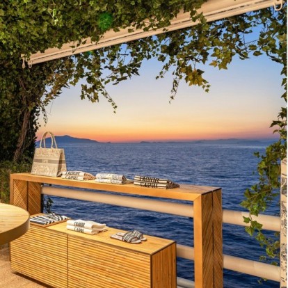 O οίκος Dior κάνει απόβαση στην Ιταλική Ριβιέρα εγκαινιάζοντας τρία exclusive pop-up stores για το φετινό καλοκαίρι 