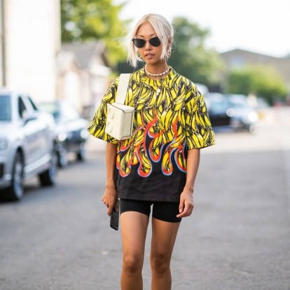 Bike shorts: Η περσινή τάση που κέρδισε το ενδιαφέρον επιστρέφει ανανεωμένη και πιο μοντέρνα από ποτέ 