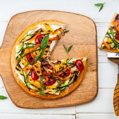 3 λαχταριστές συνταγές για σπιτική πίτσα που θα ξετρελάνουν τους food lovers 