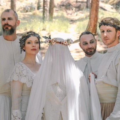 Oι θεατρικές παραστάσεις επιστρέφουν: Ποιες αξίζει να παρακολουθήσετε τον Ιούλιο στην πόλη 