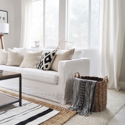 Interior tips: Πώς μπορείτε να εντάξετε τα λινά κομμάτια στο σπίτι σας για το απόλυτο, καλοκαιρινό αποτέλεσμα