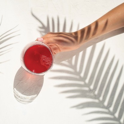 Health Boosters: Κάντε ένα δυναμικό detox και δοκιμάστε δύο δροσερές, καλοκαιρινές συνταγές για υγεία και ομορφιά