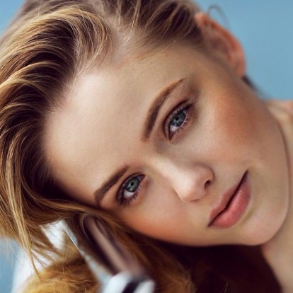 Beauty secrets: Η guru των celebrities μοιράζεται 7+1 θαυματουργά tips για λαμπερό και υγιές δέρμα