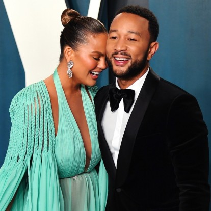 Chrissy Teigen & John Legend: Το πιο αγαπημένο ζευγάρι του Hollywood περιμένει το 3ο του παιδί 