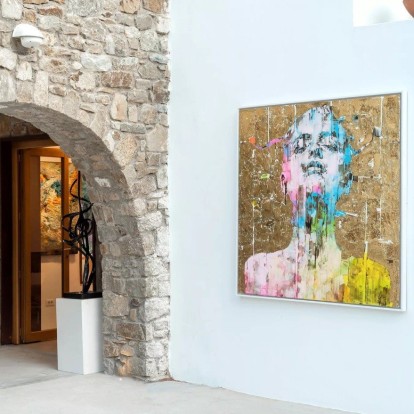 Art is Calling: Oι εμπνευσμένες εκθέσεις τέχνης που λαμβάνουν χώρα στα νησιά της Ελλάδας 