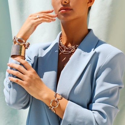 Το νέο trend στα κοσμήματα είναι οι χρυσές αλυσίδες κι εμείς ξεχωρίσαμε τις καλύτερες 