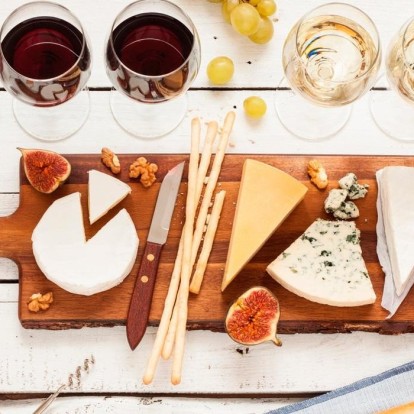 Wine Pairing: Μάθετε ποιες είναι οι τροφές που ταιριάζουν ιδανικά με όλα τα είδη κρασιών 