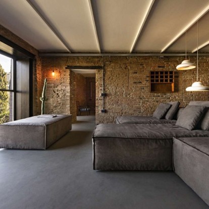 Η κατοικία Umamma στην πόλη San Miniato της Ιταλίας αποτελεί ωδή στο industrial design