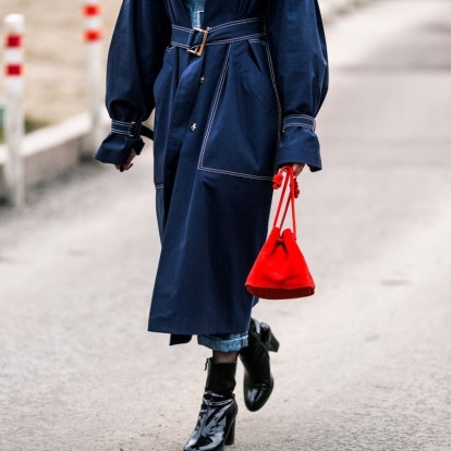 Απογειώστε τα παλτό σας τη φετινή σεζόν με τους πιο hot συνδυασμούς παπουτσιών 