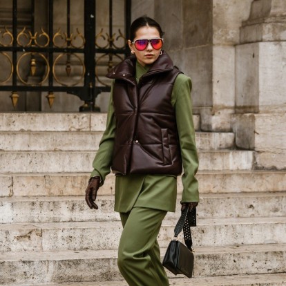 Τα πιο update looks που ξεχωρίσαμε στον κόσμο του Instagram για hot φθινοπωρινά σύνολα 