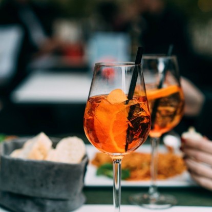 Keep in Shape: Μπορείτε να πίνετε αλκοόλ και να αδυνατίζετε;