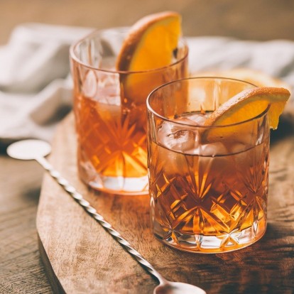 3 πανεύκολα φθινοπωρινά cocktails που θα φτιάχνετε ξανά και ξανά για την παρέα σας