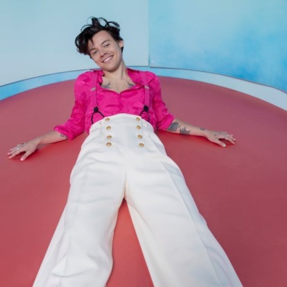 Harry Styles: Το νέο video clip του για το τραγούδι "Golden" αποτελεί ωδή στο italian lifestyle 