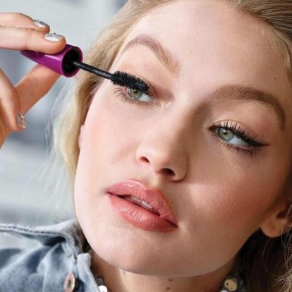 Amazing Eyes: Έτσι θα επιλέξετε & θα φορέσετε σωστά τη mascara