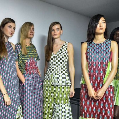 Wellness Treat: 4 βιταμίνες + 1 τροφή για το δέρμα που χρειάζεστε αυτήν τη στιγμή 