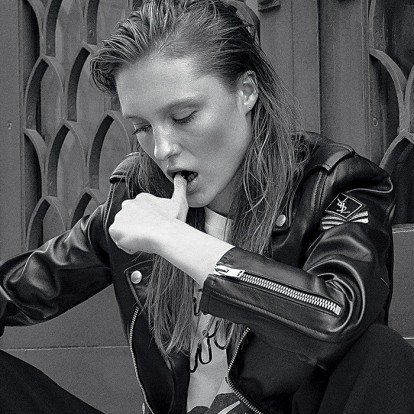 Fashion editorial: Downtown girl