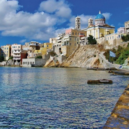 Γιατί αξίζει να επισκεφτείτε τη Σύρο τον Νοέμβρη