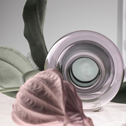 Ο Tom Dixon σχεδίασε συλλογή εμπνευσμένη από εργαστήριο χημείας 