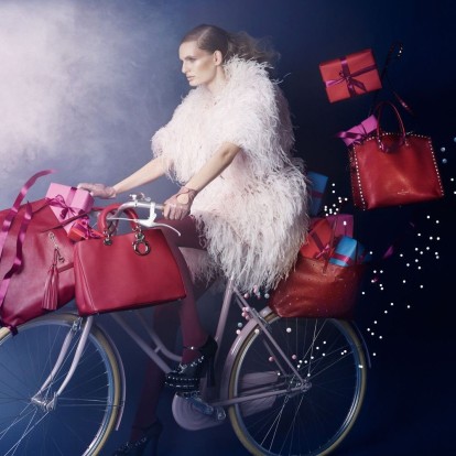Τα beauty advent calendars που θα σας βάλουν σε χριστουγεννιάτικο mood 