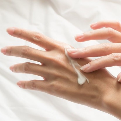 Baby Hands: Έτσι θα φτιάξετε μόνες σας τις δικές σας κρέμες χεριών