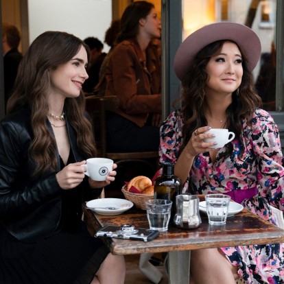 7+1 προτάσεις της Emily in Paris για όταν θα μπορέσουμε να επισκεφτούμε και πάλι το Παρίσι
