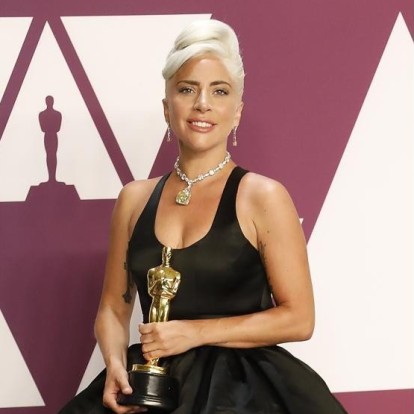 Η Lady Gaga ετοιμάζεται να συμπρωταγωνιστήσει με τον Brad Pitt στη μεγάλη οθόνη
