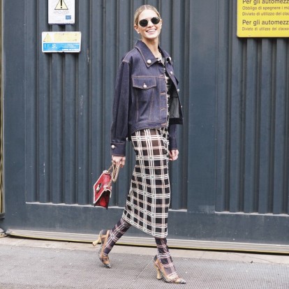 Οι πιο ανατρεπτικές midi skirts για να φορέσετε τη φετινή σεζόν