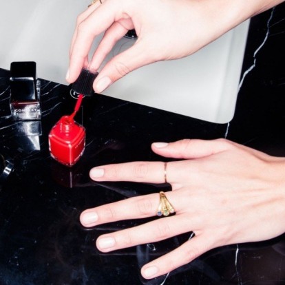 Τα 6 nail designs που μπορείτε να δοκιμάσετε μόνες σας στα νύχια σας