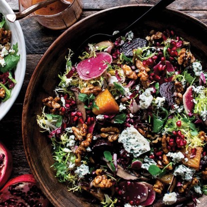 Don't Worry, Eat Happy: Οι τροφές για να ανεβάσετε τη διάθεσή σας στο εορταστικό τραπέζι 