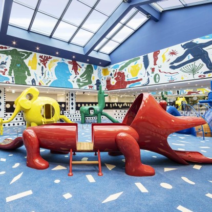 Τρεις νέοι χώροι του Moka Garden στη Σεούλ έχουν την υπογραφή του Jamie Hayon 