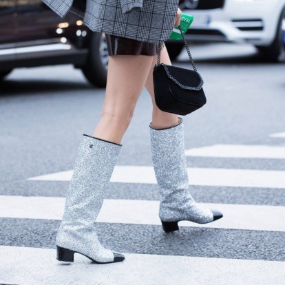 Shoe Lovers: Τα παπούτσια που θα χαρίσουν ιδιαίτερο στιλ στα γιορτινά σας σύνολα