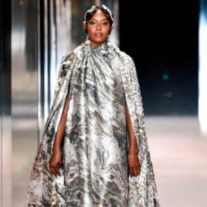 Haute Couture ss21: Demi Moore & Naomi Campbell εντυπωσίασαν στο show του οίκου Fendi