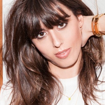 Soft glam: 7 make up προτάσεις για λαμπερό πρόσωπο χωρίς υπερβολές 