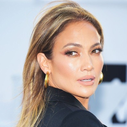 Contouring: Τα tricks για να επιλέξετε τη σωστή απόχρωση ανάλογα με τον τόνο της επιδερμίδας σας