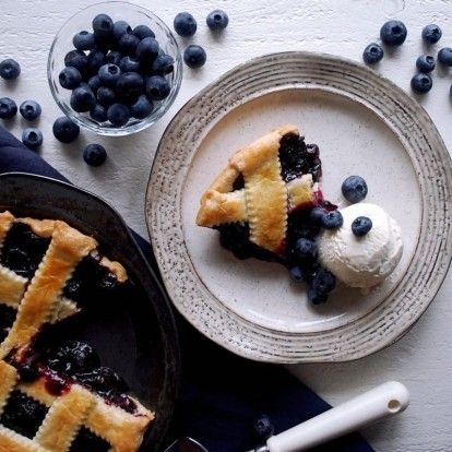 Baking Time: 4 πεντανόστιμες συνταγές για τάρτες και γλυκά που θα λατρέψετε 