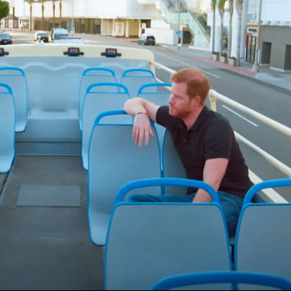 Ο James Corden συναντά τον Πρίγκιπα Harry σε μια απολαυστική διαδρομή στη Νότια Καλιφόρνια