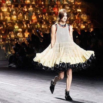 Tα highlights που πρέπει να δείτε από το Paris Fashion Week για τη σεζόν Αutumn/Winter 2021