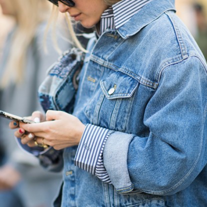 Denim Lovers: Τα καλύτερα τζιν jackets της φετινής άνοιξης 