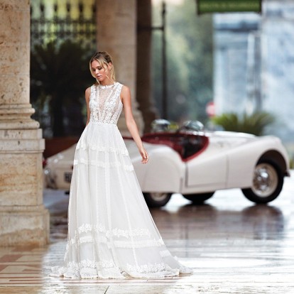 Bridal Dress: Πώς να επιλέξετε το σωστό νυφικό και να δημιουργήσετε ένα ονειρικό σκηνικό γάμου 