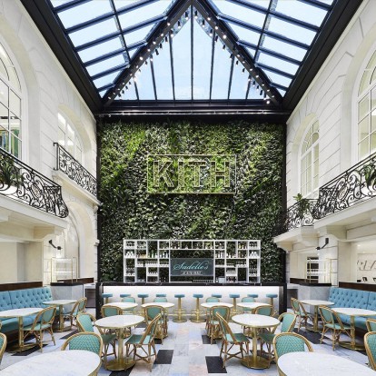 Το απόλυτο new entry είναι το παριζιάνικο Κith Paris flagship store