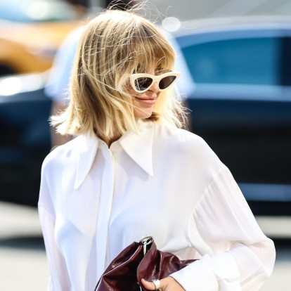 Οι πιο trendy επιλογές στα oversized πουκάμισα που θα απογειώσουν την εικόνα σας